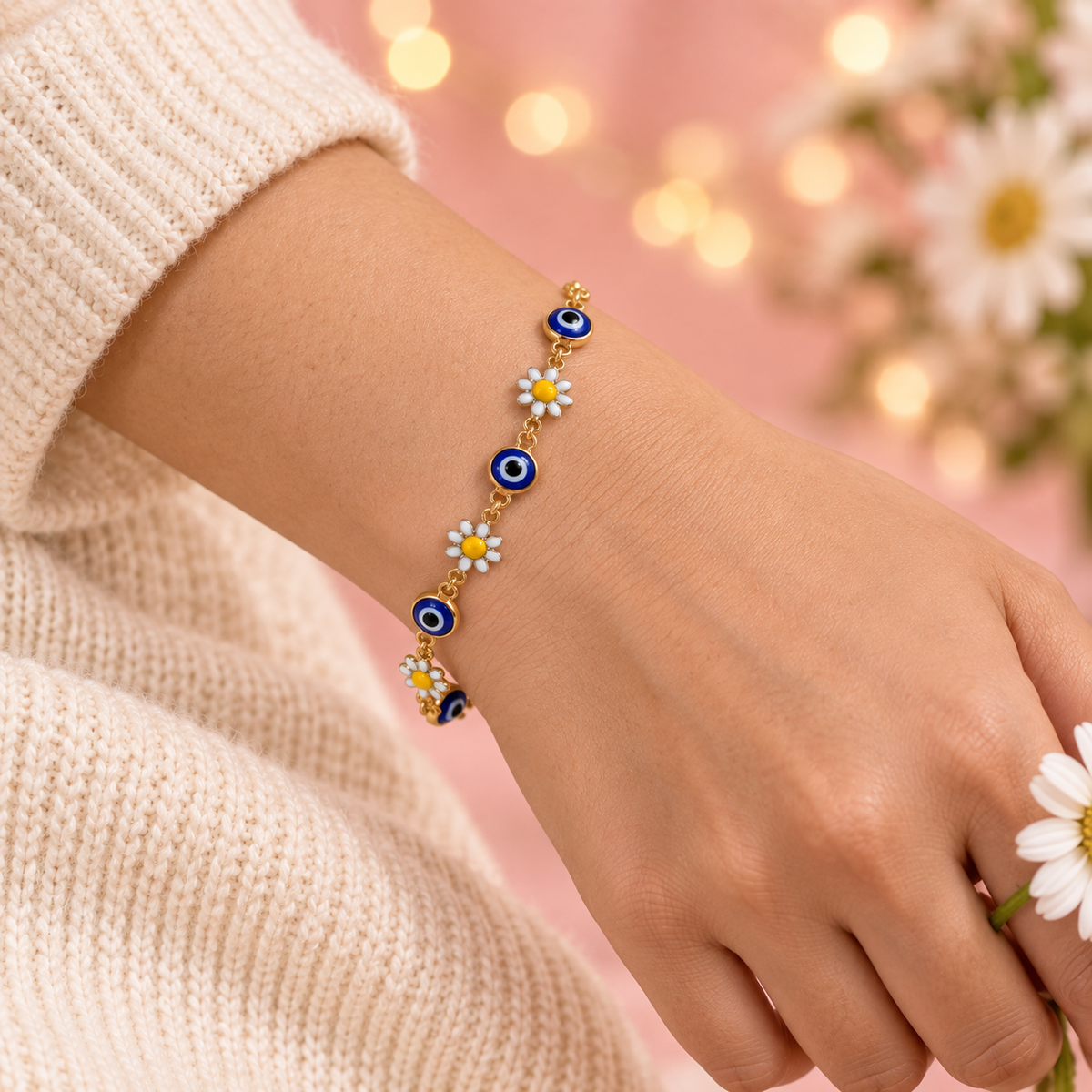 Daisy Nazar – Daisy & Evil Eye Charm Bracelet