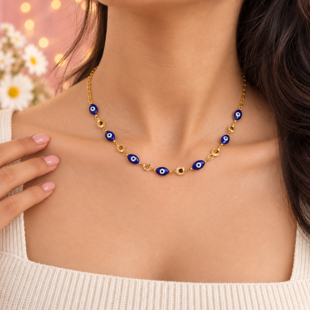 Side Eye – Navy Evil Eye Gold Necklace